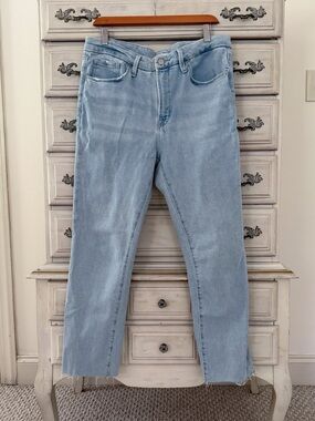 Good American Light Wash Jeans